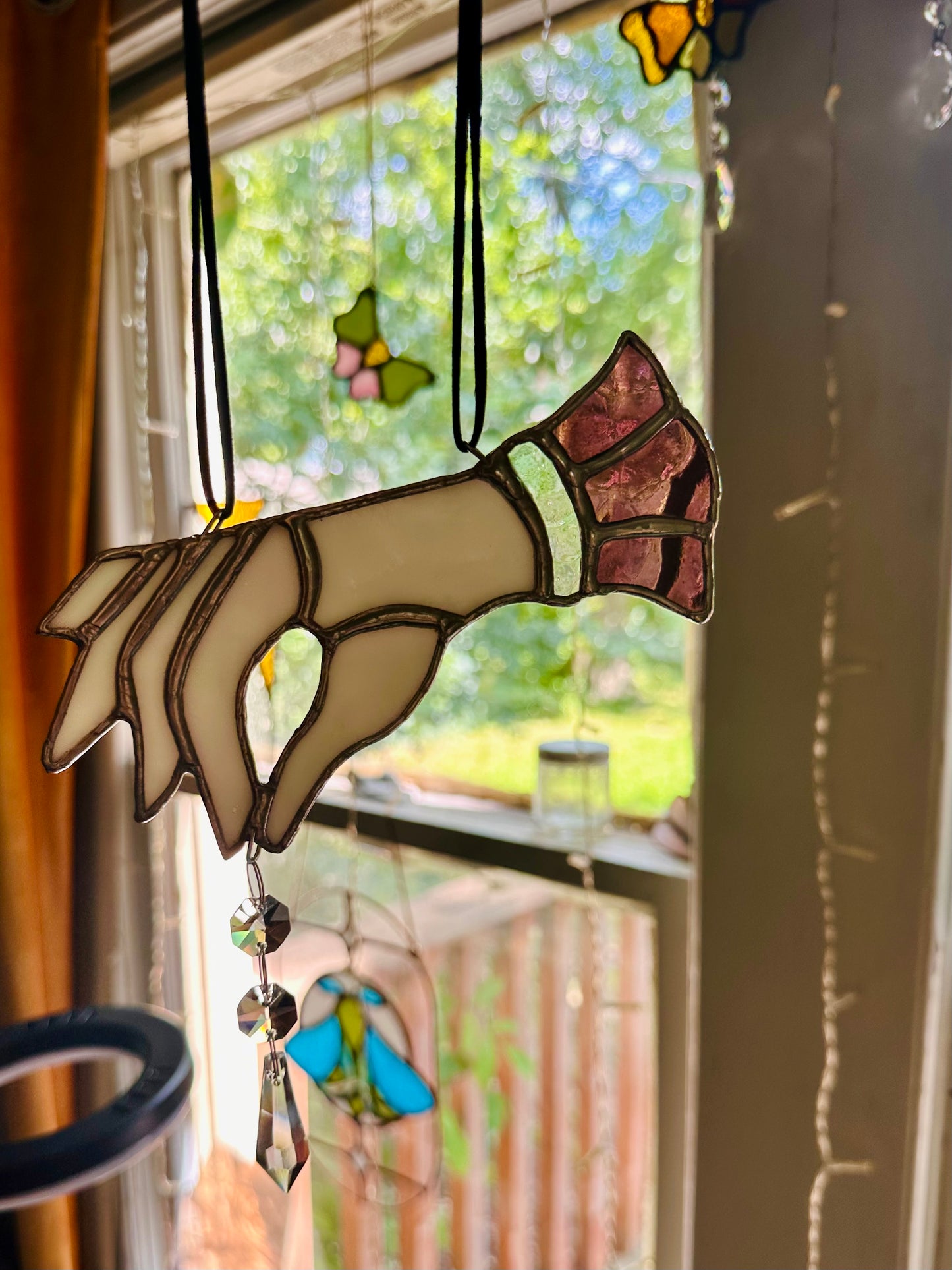 Vintage Glove Suncatcher - Burgundy