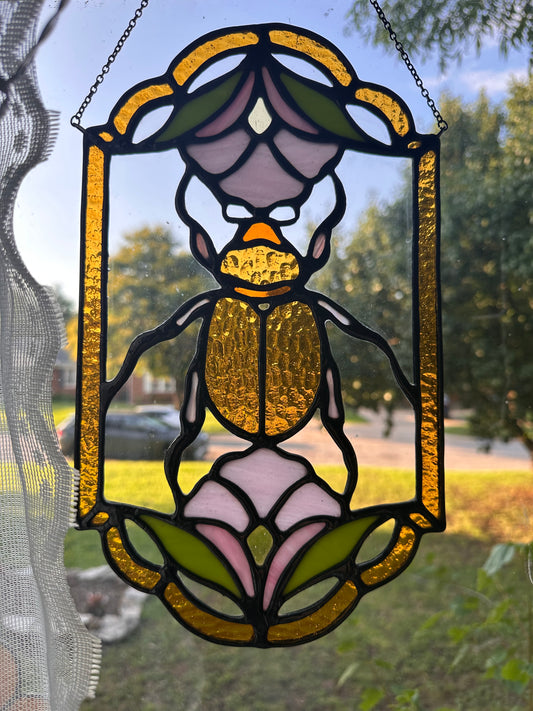 Beetle (amber)
