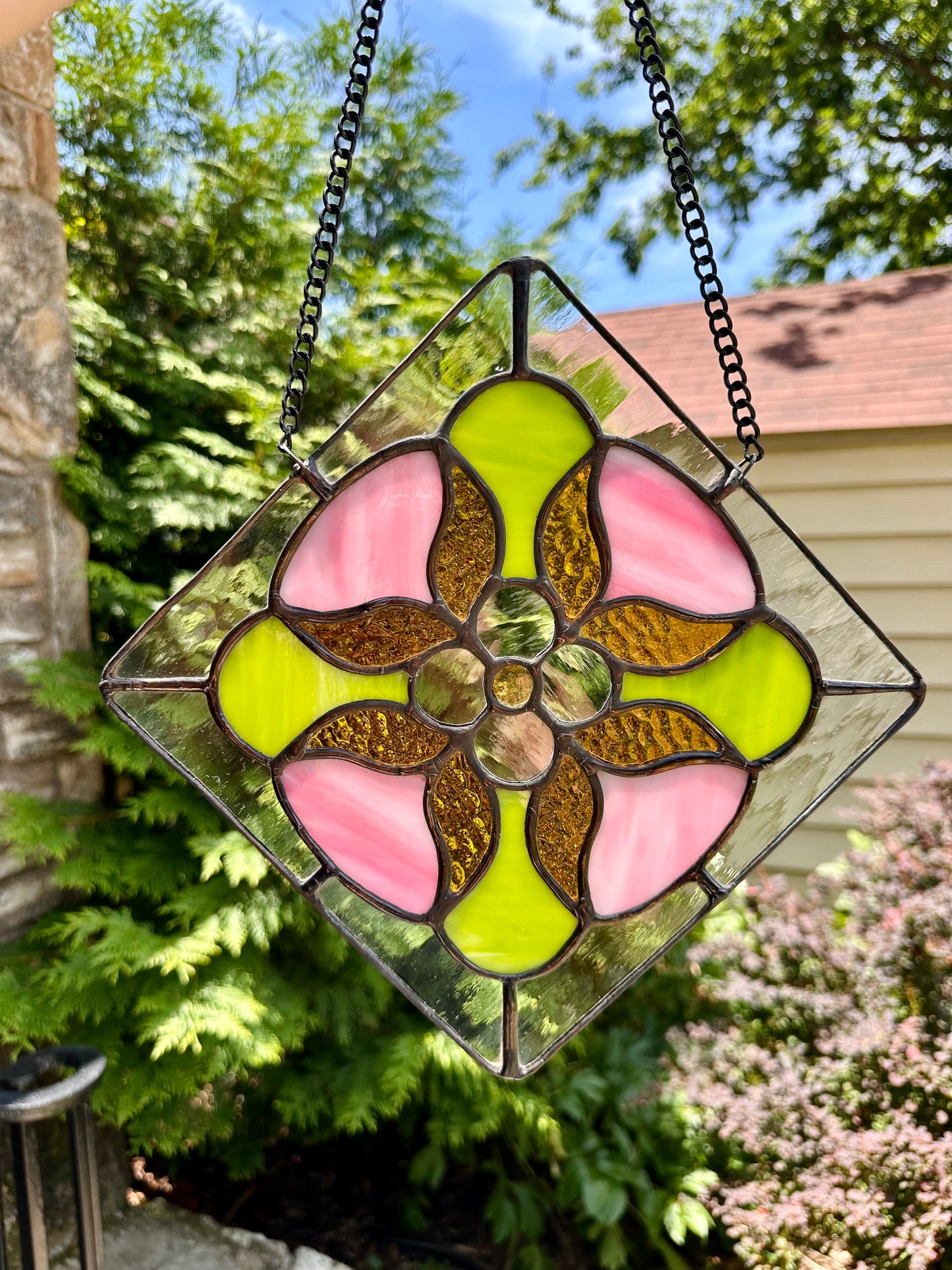 Floral Granny Square (Pink)